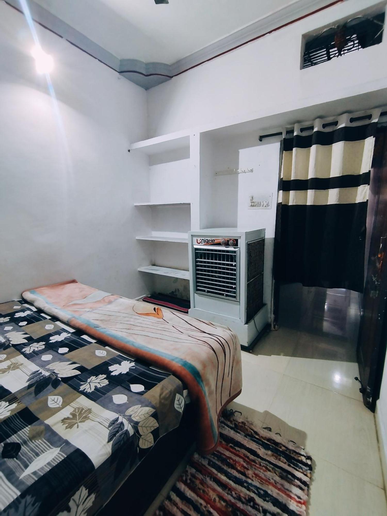 Kalpeshwar Homestay 우자인 외부 사진